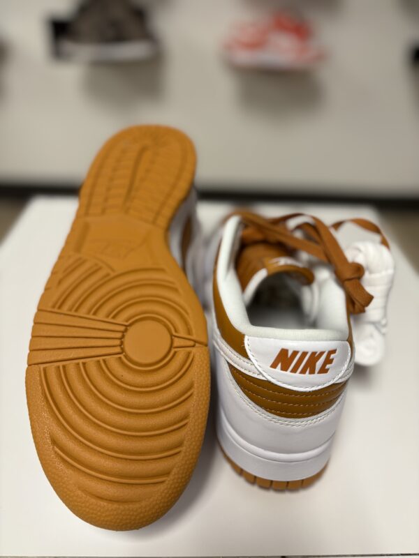Nike Dunk Low - Image 2