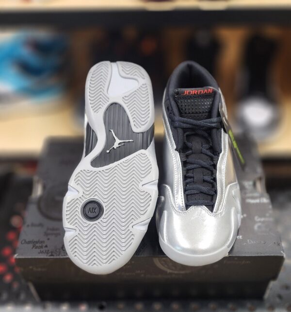 Nike Air Jordan 14 Retro Low - Image 5