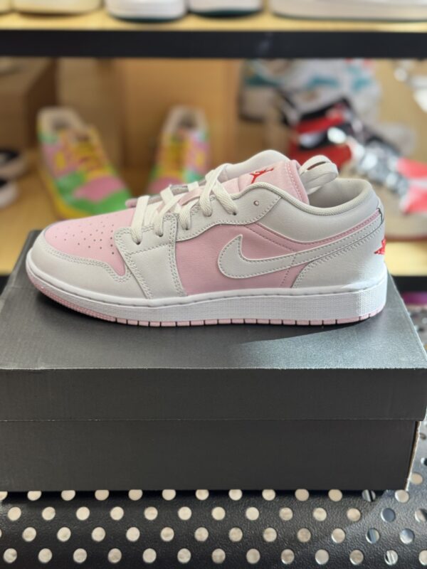 Air Jordan 1 Low