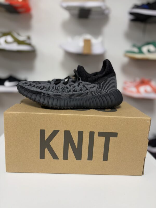 Adidas Yeezy 350 V2