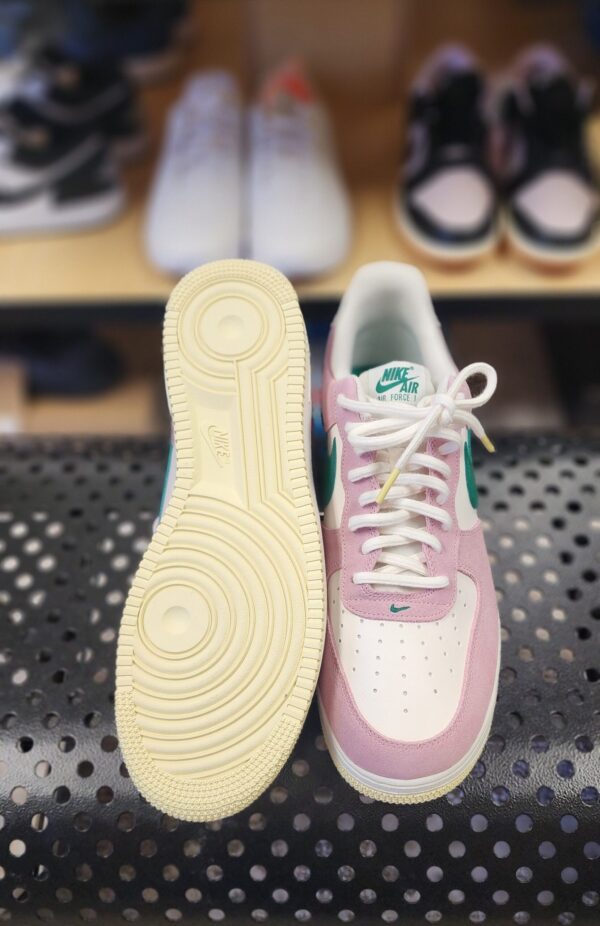 Nike Air Force 1 07 LV8 ND - Image 2