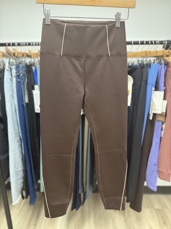 Vuori Evolve Lunar Uplift Legging