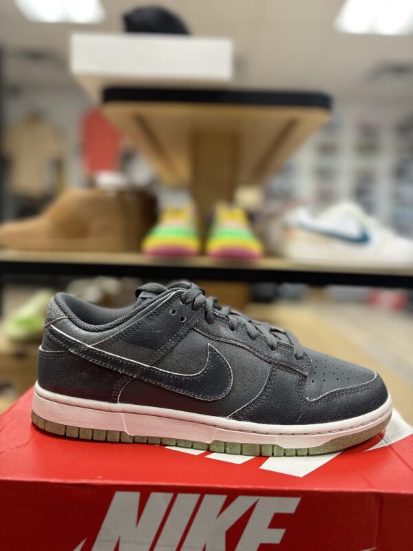 Nike Dunk Low 'Iron Grey'