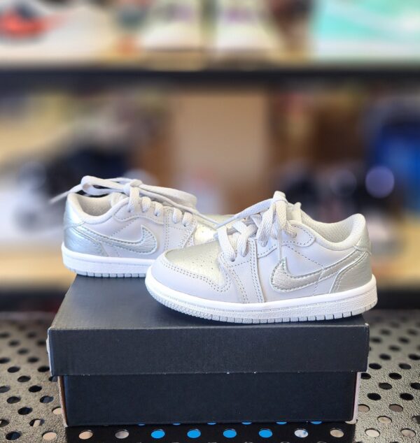 Nike Jordan 1 Retro Low OG (TD)