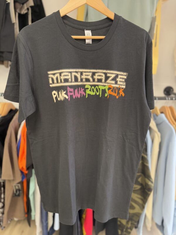 Manraze Tee