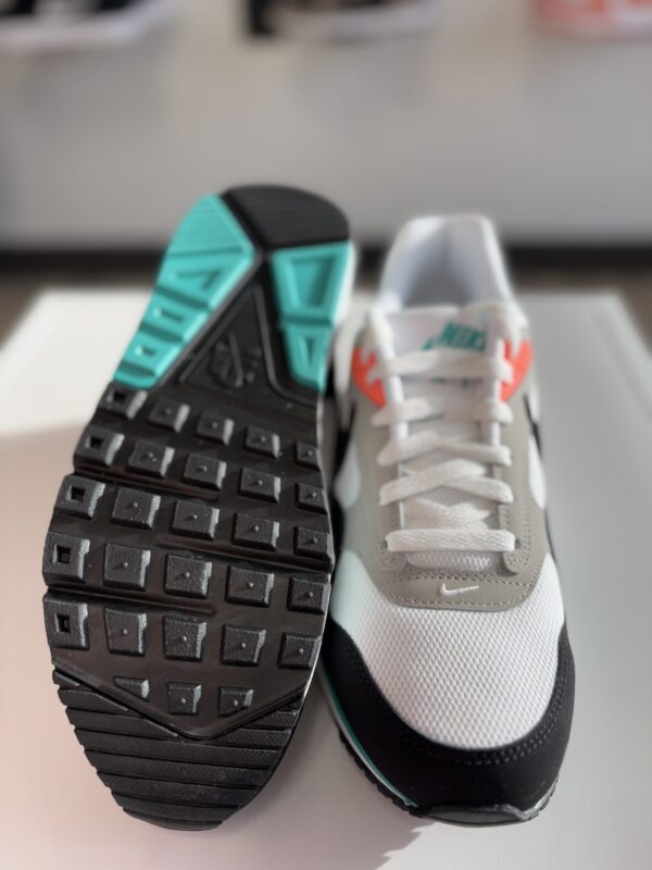 Nike Air Max Correlate - Image 2