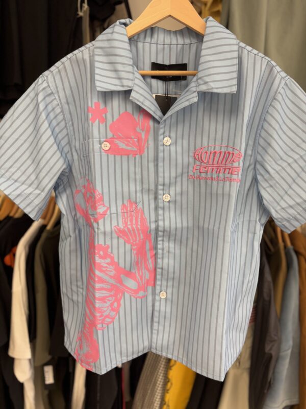 Homme Femme Button Down
