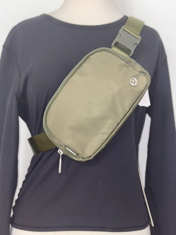 Lululemon Belt Bag - Image 6