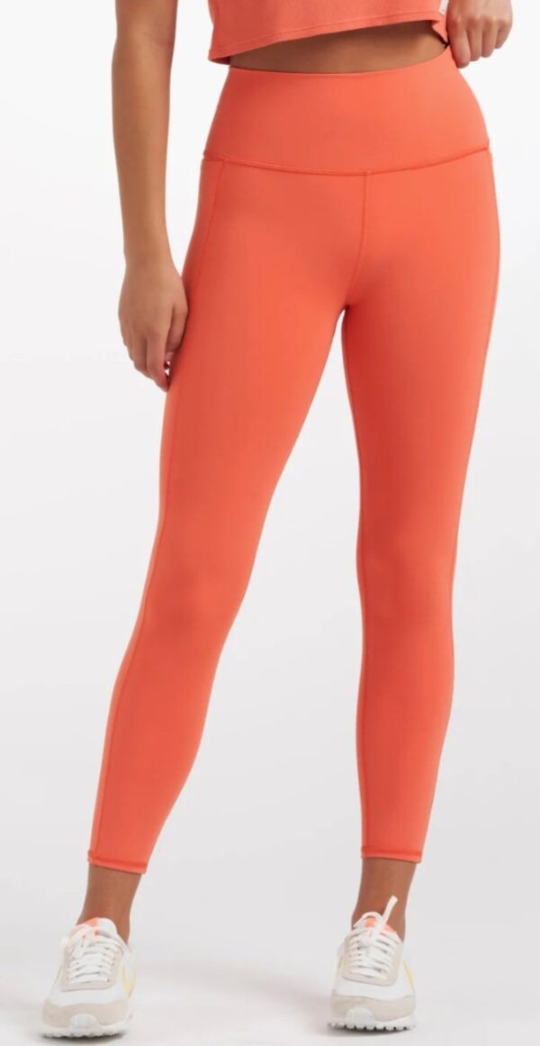Vuori Studio Pocket Legging - Image 3