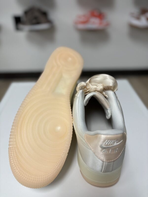 Air Force 1 '07 LV8 - Image 2
