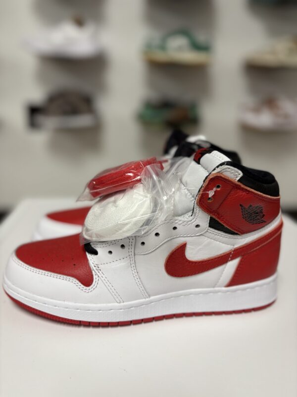 Air Jordan 1 Mid SE