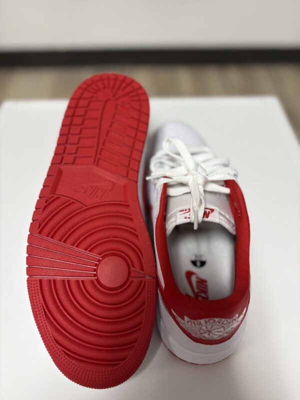 Air Jordan 1Low - Image 2