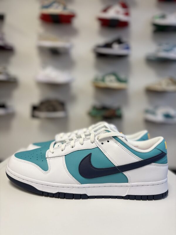 Nike Dunk Low Retro