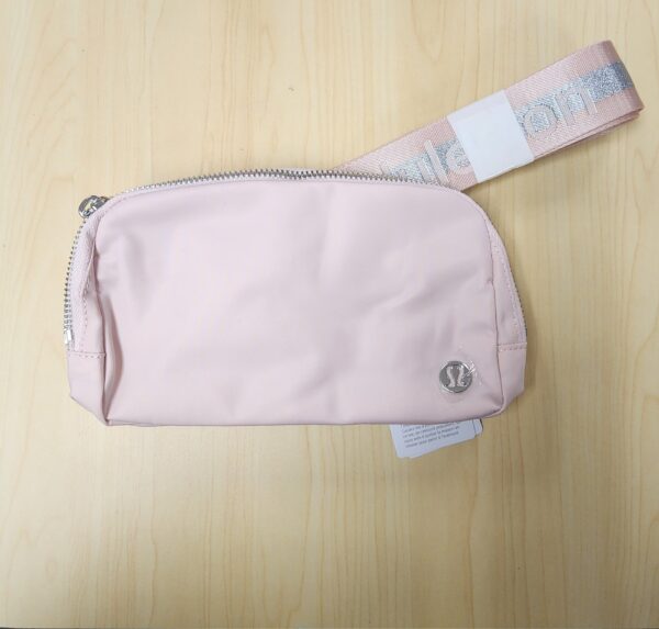 Lululemon Belt Bag - Image 7