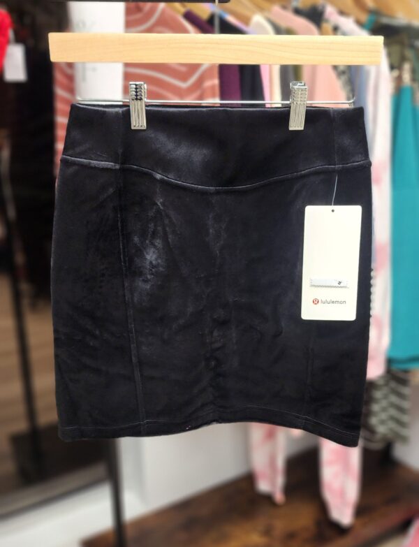 Lululemon Scuba HR Mini Skirt 'Velvet'